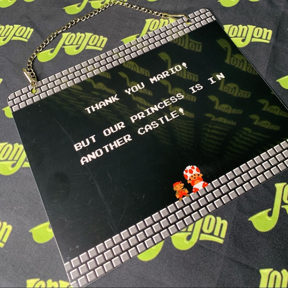 Super Mario Bros.™ Hanging Door Sign